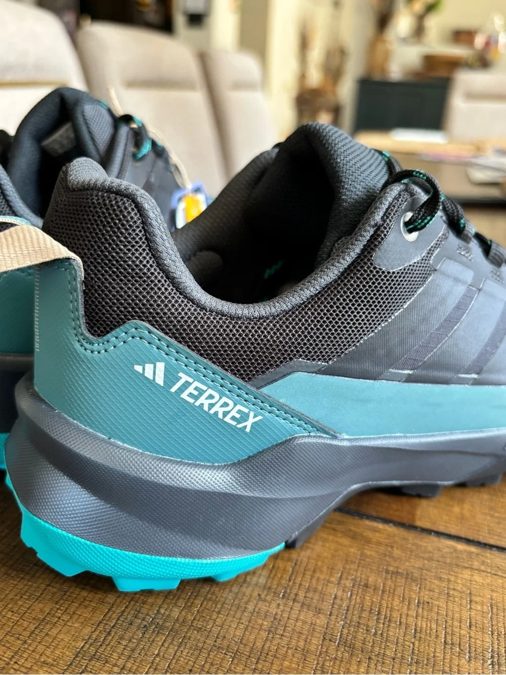 Size 7.5 Men Adidas Terrex Skychaser AX GORE-TEX® hiking shoes New JQ2209